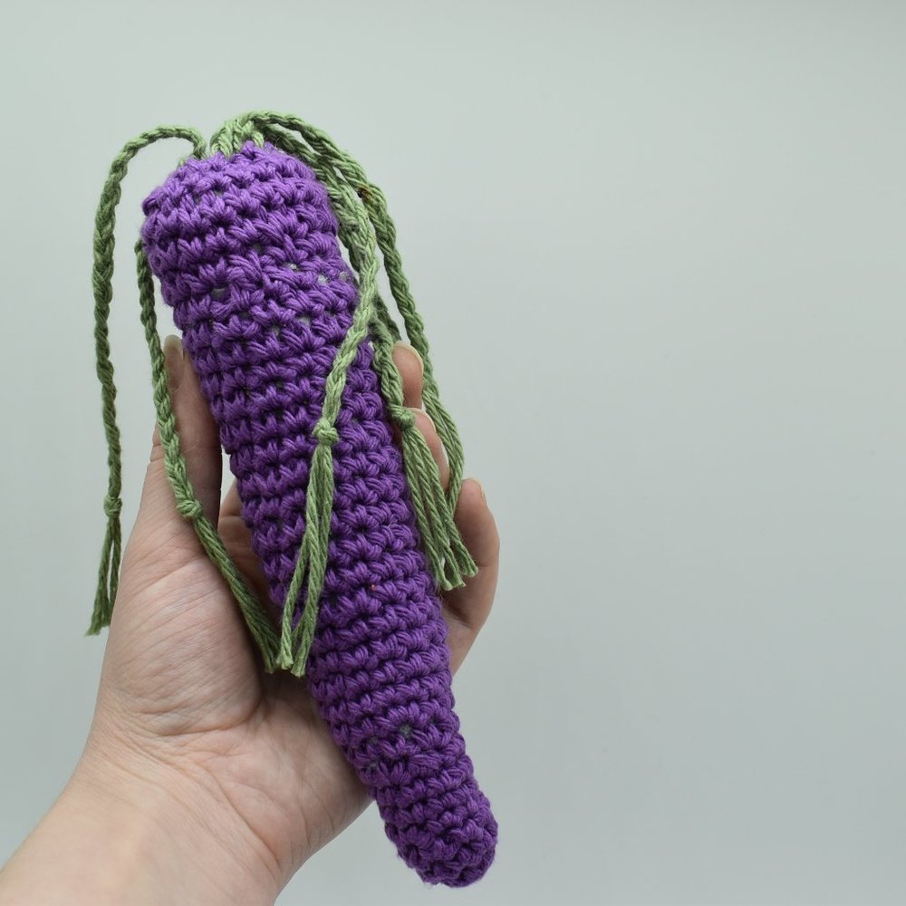 Hand Crafted Carrot catnip crochet cat toy - Picture 3 of 5